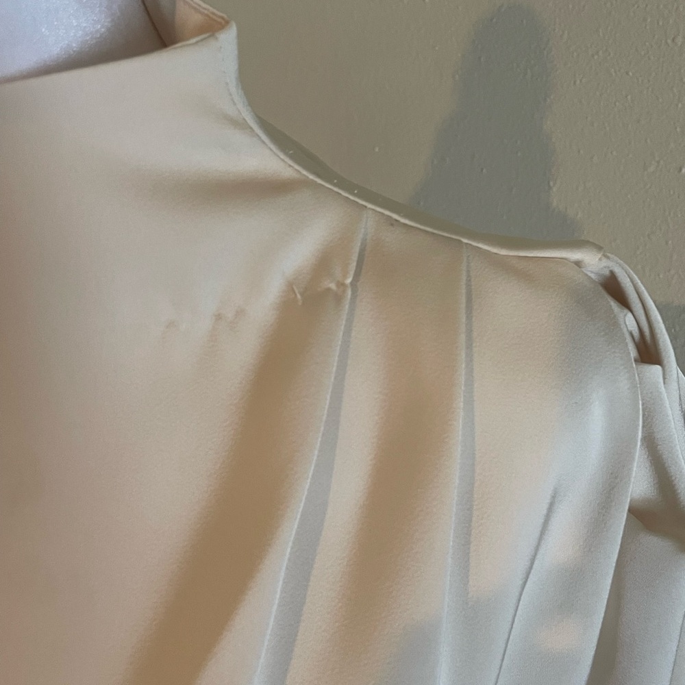 3/$15 SHEIN Cream Long Sleeve Dress - Picture 3 of 5